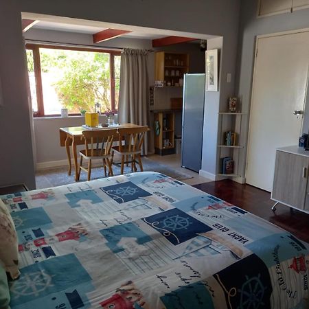 Sunshine Cottage Fish Hoek Exterior photo